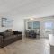 9103 Atlantic Ave, Unit 416