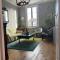Grand Appartement dans une Maison