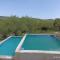 vistas del valle casa amarilla