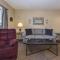 Colonial Crest Condo Unit #113 condo - 鸽子谷
