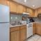 Colonial Crest Condo Unit #113 condo - 鸽子谷