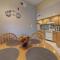 Colonial Crest Condo Unit #113 condo - 鸽子谷