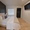 Renovated Studio 5 Min from Scenic Lake CDA - Pet Friendly - 科达伦