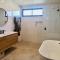 3 Bedroom at The Anchorpoint