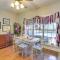 Starkville Vacation Rental about 2 Mi to MSU!