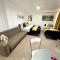 2 Bedrooms Modern Central London Apartment, Full Kitchen, 5 minutes Tube Station