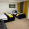 2 Bedrooms Modern Central London Apartment, Full Kitchen, 5 minutes Tube Station
