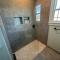 State Street Cottage, Suite 2