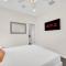 LAKE VILLA 6bd, all un-suite, pool, spa, grill - 基西米