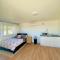 Cosy Studio Retreat in Porirua - 波里鲁阿
