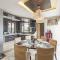StayVista at The Saket Farm with Pool, Bonfire - Jaipur