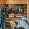 Holmen Husky Lodge