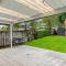 3BR family home, townhouse with free community pool and tennis court access