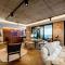 SKY21 LUX Stay with Pool, Gym, Spa & City Views - Lucemburk