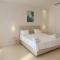Beachfront Luxury Villa Glory