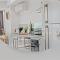 City Chic, Elegant 2BR apt