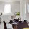 City Lights 2BR I Parking I King Bed I Workspace - دالاس