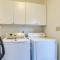 Lakefront Raleigh Home with Deck 12 Mi to Downtown!