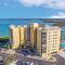 Bayfront 2BR w/ Bay View & Balcony - فورت مايرز بيتش