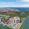 Bayfront 2BR w/ Bay View & Balcony - فورت مايرز بيتش