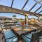 Luxury 2-story gulf-access home with electric-heated pool & beautiful lanai - Villa Dasha - Cape Coral