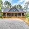 Luxurious Clarkesville Cabin with Decks and Fire Pit - Clarkesville