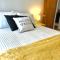 Pete's Place - Walking distance to U of IA! - University Heights