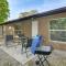 4 Mi to Bradenton Riverwalk Cozy Home with Patio! - 布雷登顿