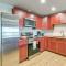 4 Mi to Bradenton Riverwalk Cozy Home with Patio! - 布雷登顿