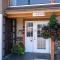 Swiss Chalet Motel