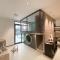 Sleek & Modern 1BR with Luxury Pool in JVC - 迪拜
