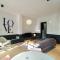 Super Stylish Apartment For 4 Near Fabrika