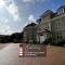 2 Shanklin Manor - Ground Floor apartment overlooking Park in Shanklin Old Village
