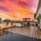 FabHotel La Paz Stay B&B
