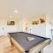 Spacious Family Home with Deck in Lake Arrowhead! - ليك أروهيد