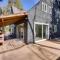 Spacious Family Home with Deck in Lake Arrowhead! - ليك أروهيد
