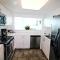 Castle M16 Oceanview Loft with Beach access, Pool, Tennis and Free Parking!