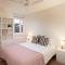 LETS HOLIDAYS Beach front apartment in Gavà Mar, Pine Beach