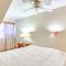 Reading Home with Yard in Historic District - ريدينغ