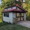 Red Roof mountain cabin with Starlink internet! - Stanley