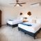 Hotel & Suites El Moro