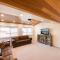 Venture in Tahoe Donner by Tahoe Getaways - 4 BR W Hot Tub, Pool Table, Great for Kids! - 特拉基