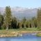 Venture in Tahoe Donner by Tahoe Getaways - 4 BR W Hot Tub, Pool Table, Great for Kids! - 特拉基