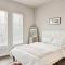 Luxury 2BD Condo with Pool & Gym - 沃思堡