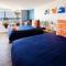 Breakwater Hotel