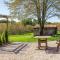 Zen-Designed Guest Suite with PRIVATE 2-mile Trail Loop