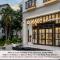 The Royal Hotel & Apartment - Phu My Hung