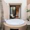 Exclusive Kaybe Stay With Private Pool & Jacuzzi - 图卢姆