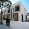 WealthyStays 2BR Retreat , 5Min Walk to Beach