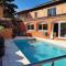 Villa les hirondelles avec piscine chauffée